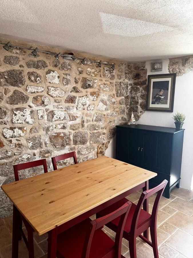 Apartamento House Riva Pirovac Exterior foto